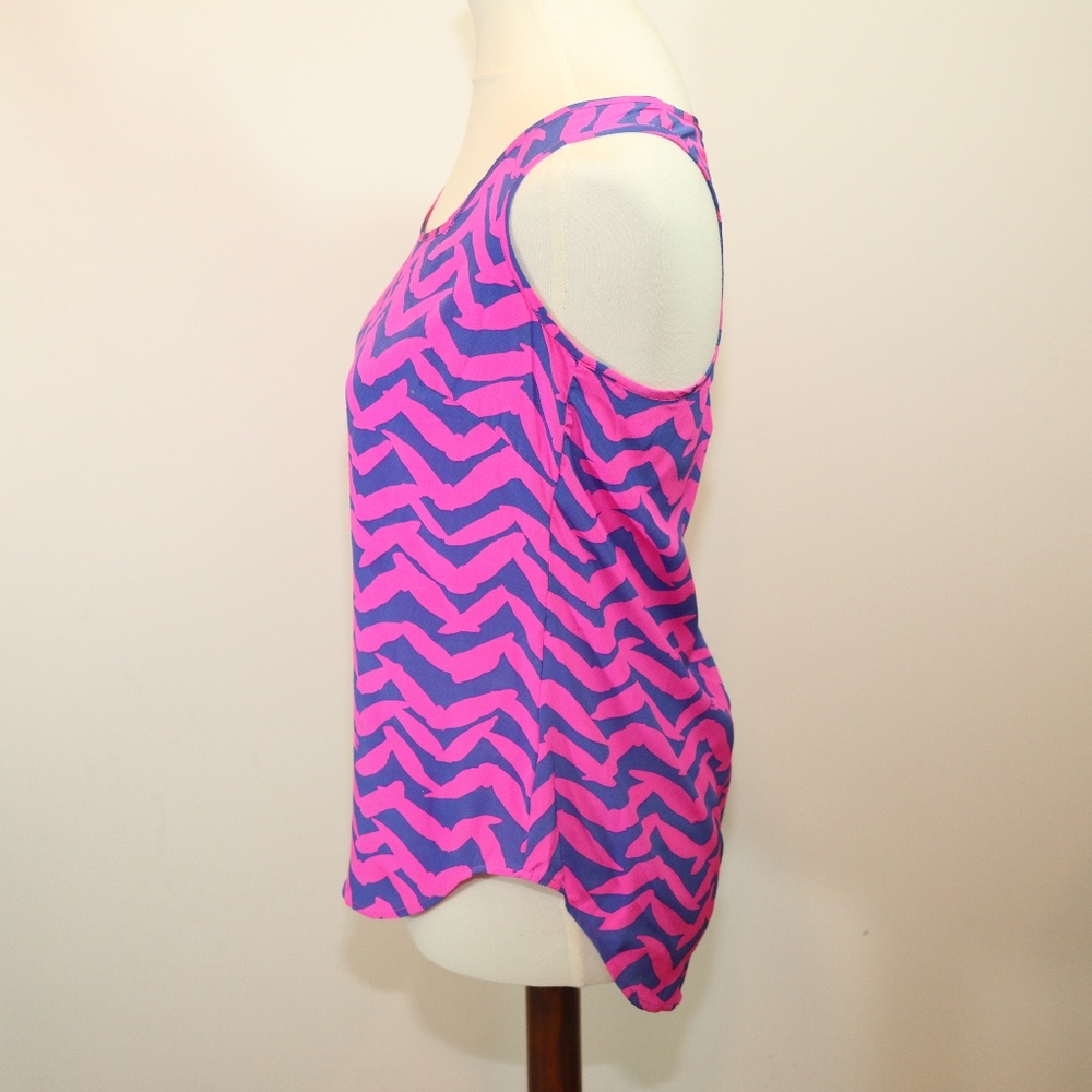 Lilly pultizer Alyssa Silk tank Racer Back XS - Picture 4 of 8
